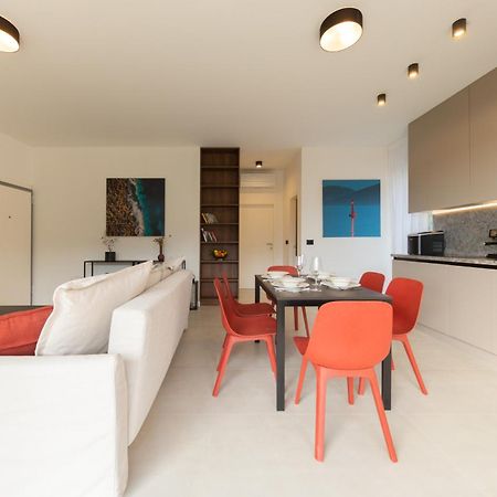 Seaside Elegance Suites Komiža Екстериор снимка